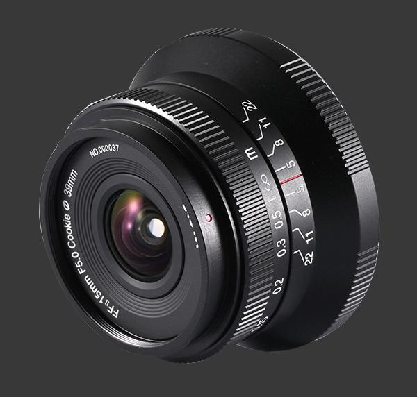 Venus Optics Laowa 15mm F/5 Cookie FF Lens