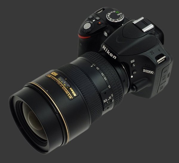 Nikon D3200 DSLR Review